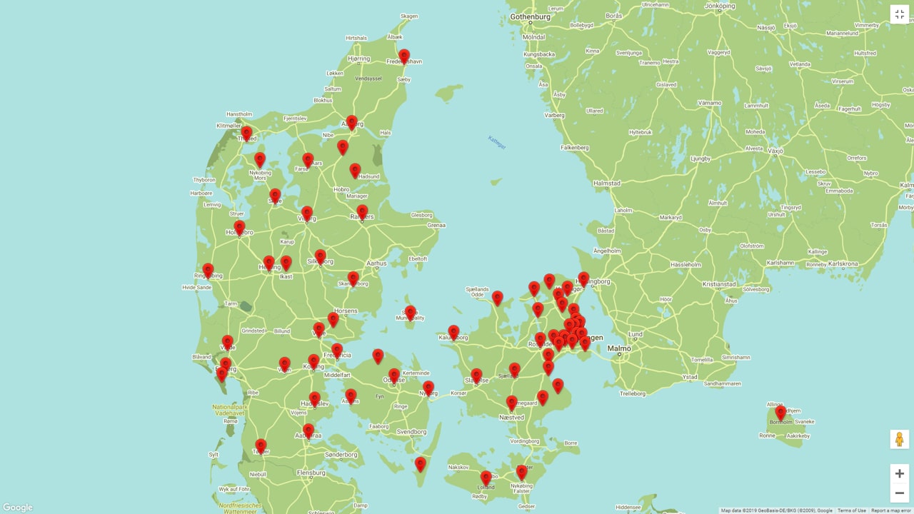 Danmarkskort med røde nåle